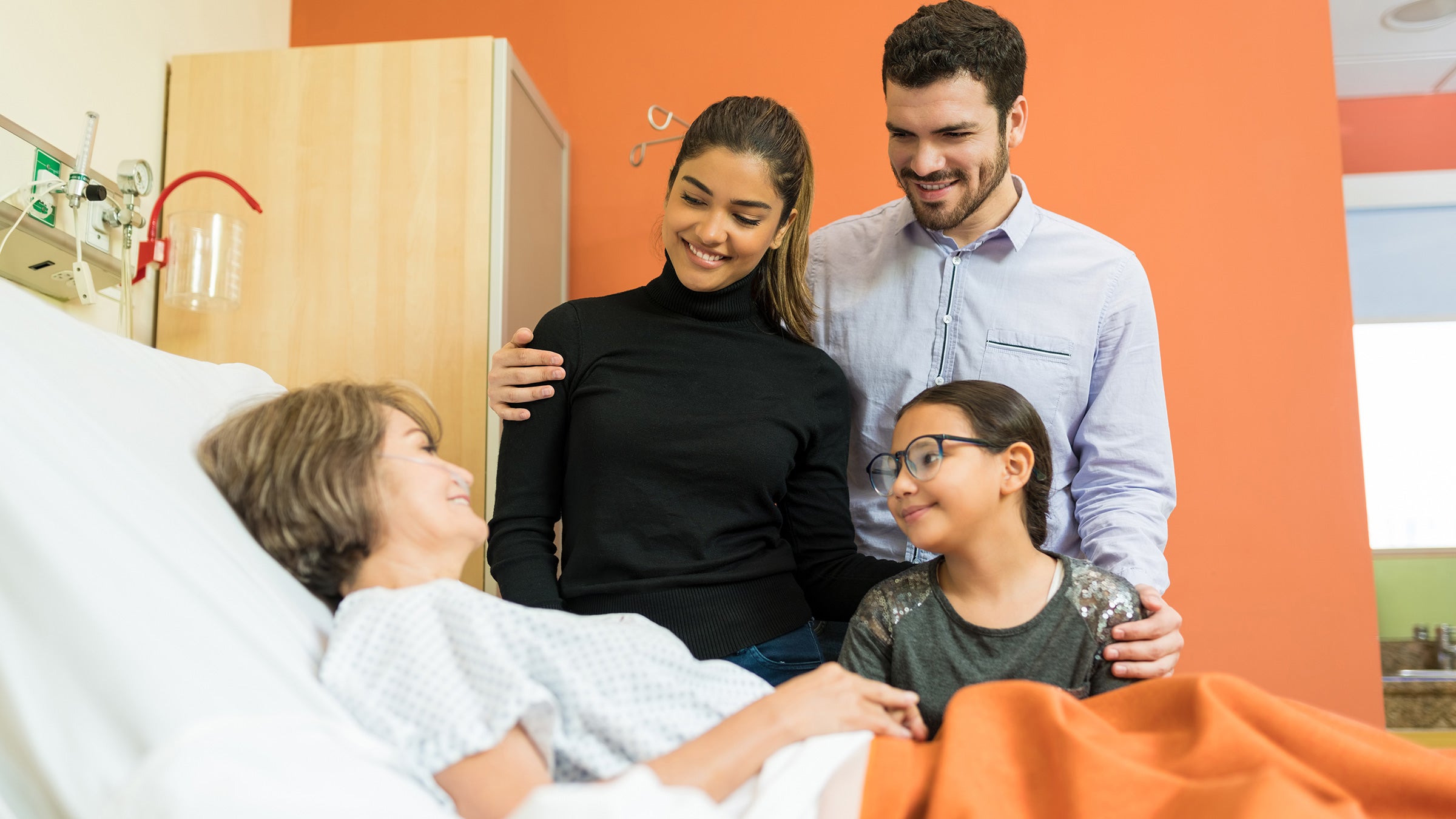 featured image for Half-matched family donors offer best outcomes for Hispanic patients undergoing bone marrow transplants 