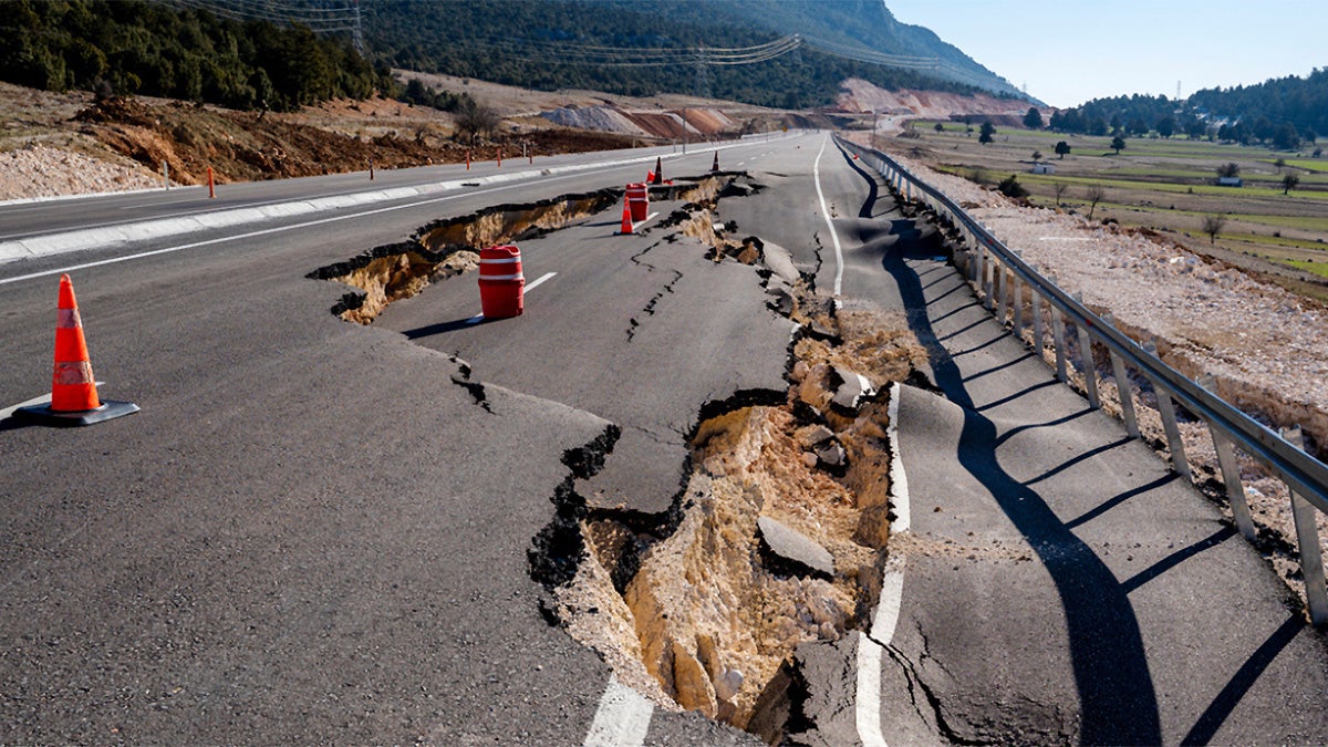 featured image for Optimizing earthquake data flow allows scientific research on ‘The Big One’