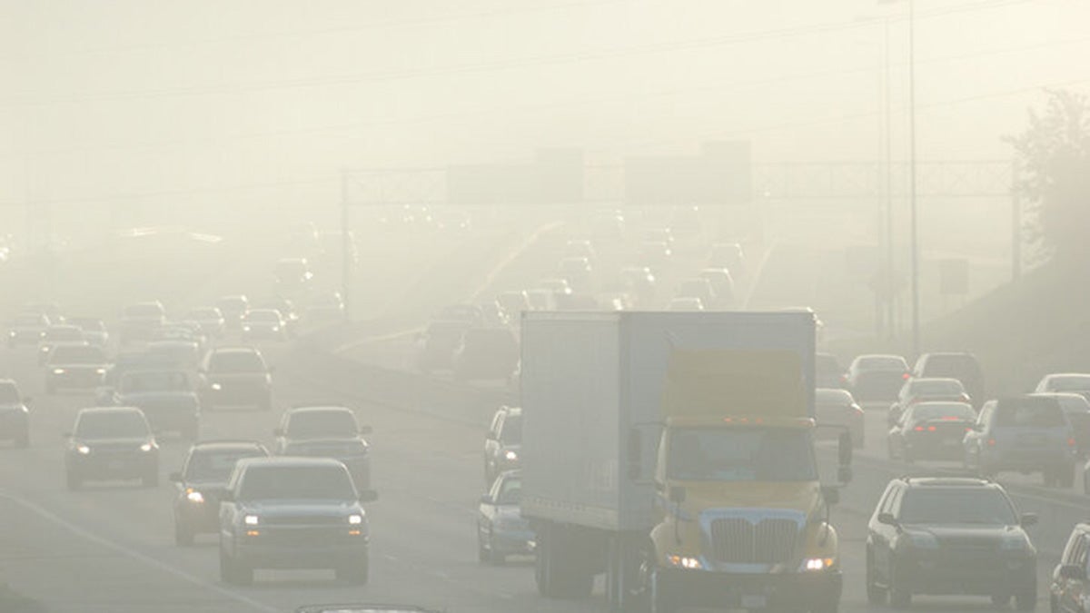 featured image for Air pollution exposure during childhood linked directly to adult bronchitis symptoms in new research