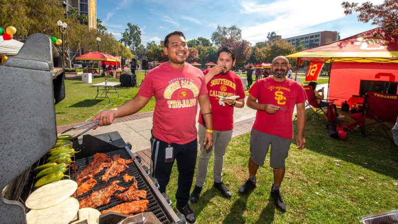 featured image for What you need to know for USC home games, from tailgating to the Coliseum